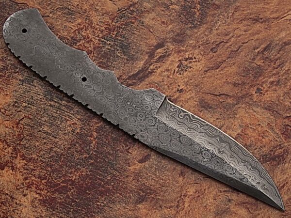 White Deer Blank Blade Knife Damascus Eye Bird Pattern Steel Full Tang Skinner