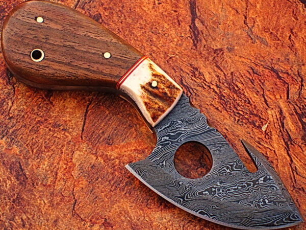 WHITE DEER Exclusive Damascus Steel Guthook Hunting Knife with Stag Antler